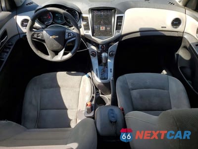 Zdjęcie 8 z 12 samochodu: 2015 CHEVROLET CRUZE LT VIN:1G1PC5SB3F7112351 - miniatura