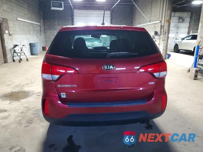 Zdjęcie 6 z 13 samochodu: 2015 KIA SORENTO LX VIN:5XYKT3A61FG630259 - miniatura