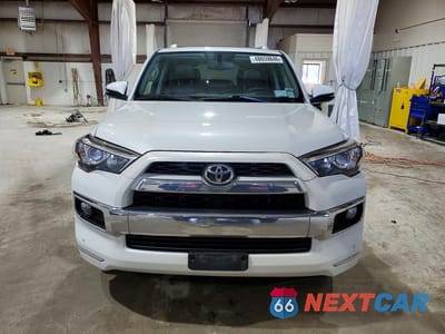 Piąte zdjęcie samochodu w środku: 2015 TOYOTA 4RUNNER LIMITED VIN:JTEBU5JR5F5268038 - miniatura