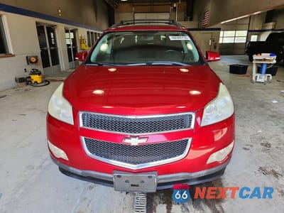Piąte zdjęcie samochodu w środku: 2012 CHEVROLET TRAVERSE LT VIN:1GNKVGED0CJ124824 - miniatura