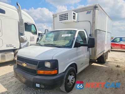 2016 CHEVROLET EXPRESS G4500 1GB6GUCG7G1208956 - główne zdjęcie licytacji z USA - miniatura