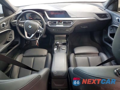 Zdjęcie 8 z 12 samochodu: 2024 BMW 228I VIN:WBA53AK04R7N10014 - miniatura
