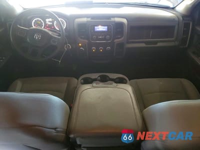 Zdjęcie 8 z 12 samochodu: 2016 RAM 1500 VIN:3C6RR7KT7GG349005 - miniatura