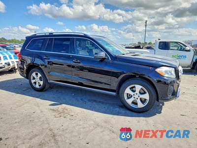 Czwarte zdjęcie samochodu z boku: 2017 MERCEDES-BENZ GLS 450 4MATIC VIN:4JGDF6EE3HA794372 - miniatura