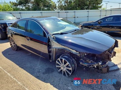 Czwarte zdjęcie samochodu z boku: 2018 VOLVO S60 PLATINUM VIN:LYV402HM2JB173608 - miniatura