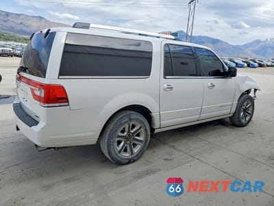 Trzecie zdjęcie samochodu z tyłu: 2015 LINCOLN NAVIGATOR L VIN:5LMJJ3JT4FEJ08752 - miniatura