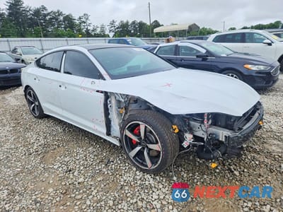 Czwarte zdjęcie samochodu z boku: 2022 AUDI A5 PREMIUM PLUS 45 VIN:WAUFACF54NA023565 - miniatura