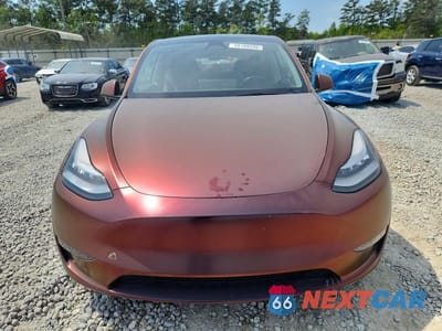 Piąte zdjęcie samochodu w środku: 2023 TESLA MODEL Y VIN:7SAYGDEE8PA026125 - miniatura