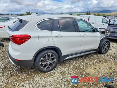Trzecie zdjęcie samochodu z tyłu: 2022 BMW X1 XDRIVE28I VIN:WBXJG9C0XN5U66175 - miniatura