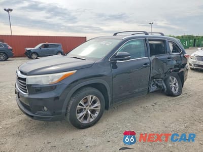 2015 TOYOTA HIGHLANDER XLE 5TDJKRFH2FS207978 - główne zdjęcie licytacji z USA - miniatura