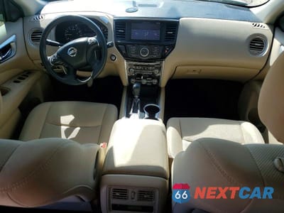 Zdjęcie 8 z 14 samochodu: 2017 NISSAN PATHFINDER SV VIN:5N1DR2MN8HC626491 - miniatura