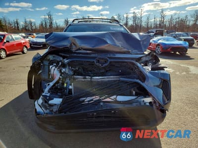 Piąte zdjęcie samochodu w środku: 2024 TOYOTA RAV4 HYBRID XLE VIN:2T3RWRFV6RW247903 - miniatura