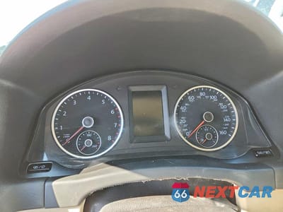 Zdjęcie 9 z 12 samochodu: 2016 VOLKSWAGEN TIGUAN S VIN:WVGBV7AX6GW593915 - miniatura
