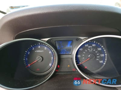 Zdjęcie 9 z 13 samochodu: 2015 HYUNDAI TUCSON SE VIN:KM8JU3AGXFU059785 - miniatura