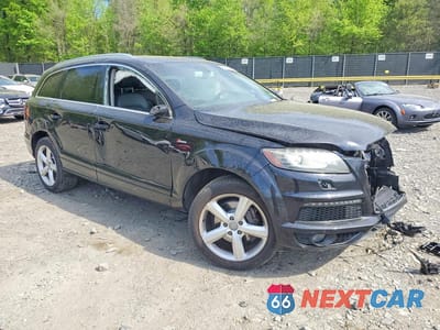 Czwarte zdjęcie samochodu z boku: 2015 AUDI Q7 PRESTIGE VIN:WA1DGAFE0FD004597 - miniatura