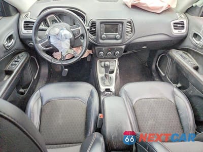 Zdjęcie 8 z 14 samochodu: 2018 JEEP COMPASS LATITUDE VIN:3C4NJDBB0JT128154 - miniatura
