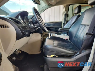 Zdjęcie 7 z 13 samochodu: 2014 CHRYSLER TOWN & COUNTRY TOURING VIN:2C4RC1BG7ER358532 - miniatura