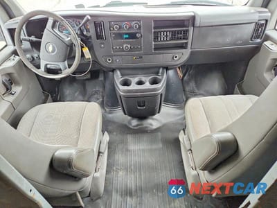 Zdjęcie 7 z 11 samochodu: 2014 CHEVROLET EXPRESS 1500 CARGO DELIVERY VAN VIN:1GCSGAFX8E1120676 - miniatura