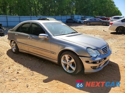 Czwarte zdjęcie samochodu z boku: 2006 MERCEDES-BENZ C 230 VIN:WDBRF52H66F746284 - miniatura
