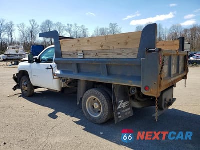 Drugie zdjęcie samochodu z przodu: 2012 CHEVROLET SILVERADO DUMP TRUCK VIN:1GB3KZCL2CF118428 - miniatura