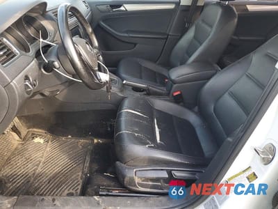 Zdjęcie 7 z 12 samochodu: 2017 VOLKSWAGEN JETTA SE VIN:3VWDB7AJ2HM305968 - miniatura
