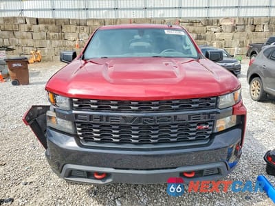 Piąte zdjęcie samochodu w środku: 2019 CHEVROLET SILVERADO K1500 TRAIL BOSS CUSTOM VIN:1GCRYCEF5KZ305703 - miniatura