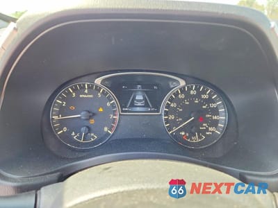 Zdjęcie 9 z 12 samochodu: 2018 NISSAN PATHFINDER SV VIN:5N1DR2MN8JC660517 - miniatura