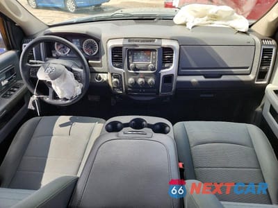 Zdjęcie 8 z 12 samochodu: 2018 RAM 1500 SLT VIN:1C6RR7LT0JS218867 - miniatura