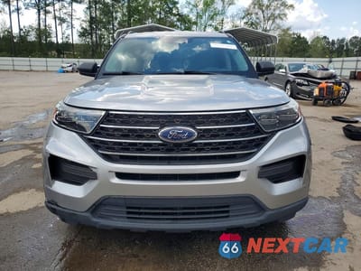 Piąte zdjęcie samochodu w środku: 2021 FORD EXPLORER XLT VIN:1FMSK7DH0MGA51485 - miniatura