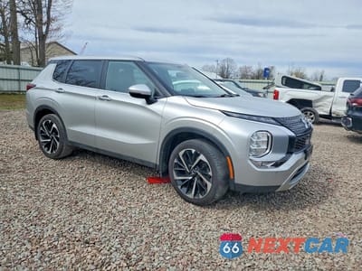 Czwarte zdjęcie samochodu z boku: 2022 MITSUBISHI OUTLANDER SE VIN:JA4J3UA81NZ082924 - miniatura