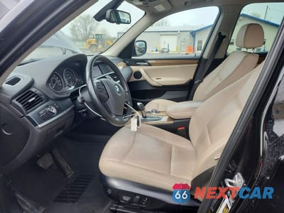 Zdjęcie 7 z 13 samochodu: 2011 BMW X3 XDRIVE28I VIN:5UXWX5C56BL711373 - miniatura