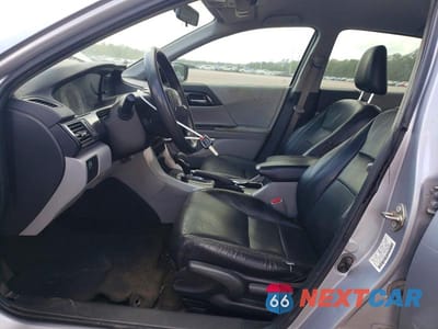 Zdjęcie 7 z 12 samochodu: 2017 HONDA ACCORD LX VIN:1HGCR2F37HA017448 - miniatura