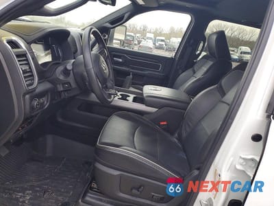 Zdjęcie 7 z 13 samochodu: 2024 RAM 3500 LARAMIE VIN:3C63R3EL8RG273940 - miniatura