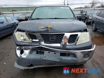 Piąte zdjęcie samochodu w środku: 2011 NISS FRONTIER SV V6 VIN:1N6AD0FV6BC431288 - miniatura