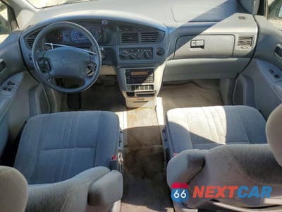 Zdjęcie 8 z 11 samochodu: 2002 TOYOTA SIENNA CE VIN:4T3ZF19C02U433812 - miniatura