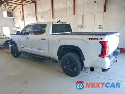 Drugie zdjęcie samochodu z przodu: 2026 TOYOTA TUNDRA 1794 EDITION HV VIN:5TFMC5EC5TX010740 - miniatura