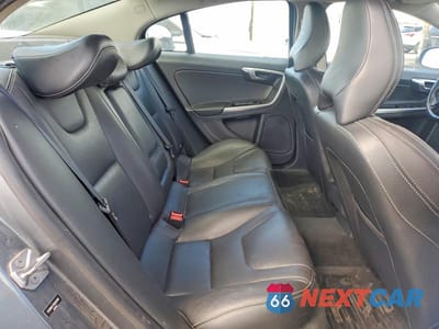 Zdjęcie 10 z 12 samochodu: 2017 VOLVO S60 DYNAMIC VIN:YV140MTL1H2424490 - miniatura