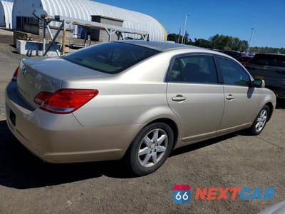 Trzecie zdjęcie samochodu z tyłu: 2006 TOYOTA AVALON XL VIN:4T1BK36B16U086753 - miniatura