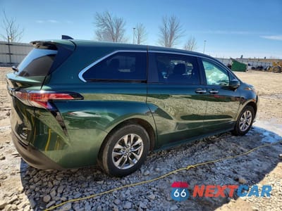 Trzecie zdjęcie samochodu z tyłu: 2021 TOYOTA SIENNA XLE 7-PASSENGER VIN:5TDYRKEC5MS016981 - miniatura