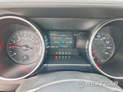 Zdjęcie 9 z 11 samochodu: 2018 FORD MUSTANG VIN:1FATP8UHXJ5177009 - miniatura