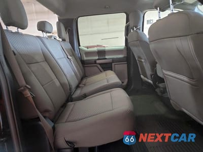 Zdjęcie 10 z 12 samochodu: 2019 FORD F350 SUPER DUTY VIN:1FT8W3B63KEE42278 - miniatura