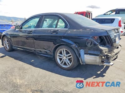 Drugie zdjęcie samochodu z przodu: 2013 MERCEDES-BENZ C 250 VIN:WDDGF4HB7DA871610 - miniatura