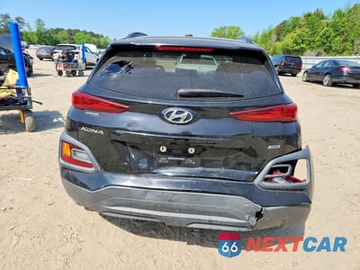Zdjęcie 6 z 12 samochodu: 2018 HYUNDAI KONA SEL VIN:KM8K6CAA7JU104300 - miniatura