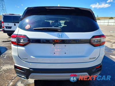 Zdjęcie 6 z 13 samochodu: 2025 HONDA PILOT TOURING VIN:5FNYG1H78SB111387 - miniatura