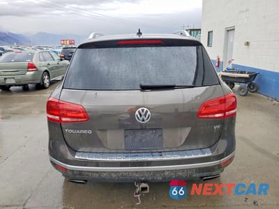Zdjęcie 6 z 12 samochodu: 2016 VOLKSWAGEN TOUAREG SPORT VIN:WVGEF9BP6GD012879 - miniatura