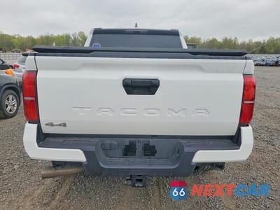 Zdjęcie 6 z 12 samochodu: 2025 TOYOTA TACOMA DOUBLE CAB VIN:3TMLB5JN8SM093400 - miniatura