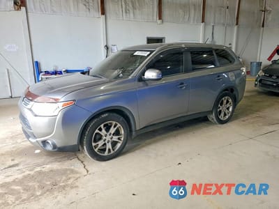 2015 MITSUBISHI OUTLANDER SE JA4AD3A35FZ008452 - główne zdjęcie licytacji z USA - miniatura