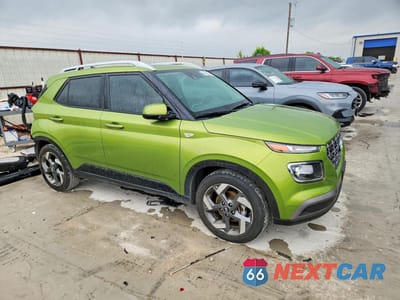 Czwarte zdjęcie samochodu z boku: 2021 HYUNDAI VENUE SEL VIN:KMHRC8A3XMU078317 - miniatura