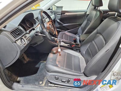 Zdjęcie 7 z 12 samochodu: 2019 VOLKSWAGEN PASSAT WOLFSBURG VIN:1VWLA7A31KC006013 - miniatura