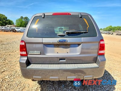 Zdjęcie 6 z 13 samochodu: 2011 FORD ESCAPE XLS VIN:1FMCU0C72BKC43239 - miniatura